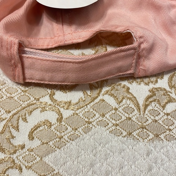 NWT Falls Creek Women’s Cap - Picture 5 of 5